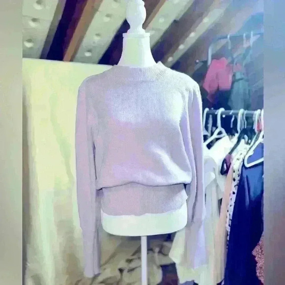 French Connection Women's Lilac, Balloon Sleeve, Cropped Sweater LARGE - Picture 1 of 2